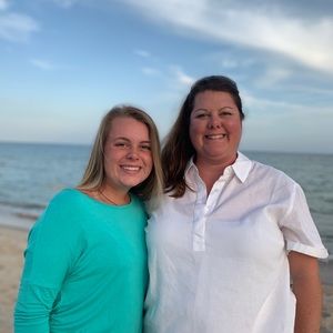 Meet your Posher, Mary beth